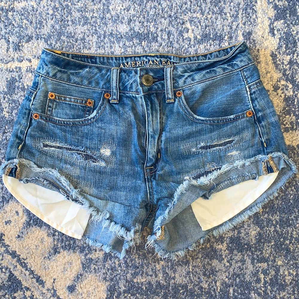 American Eagle High Rise Distressed Denim Shorts | 0